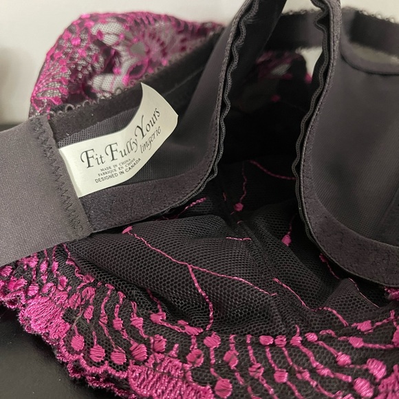 Fit fully yours purple lace bra 42d - Picture 2 of 3
